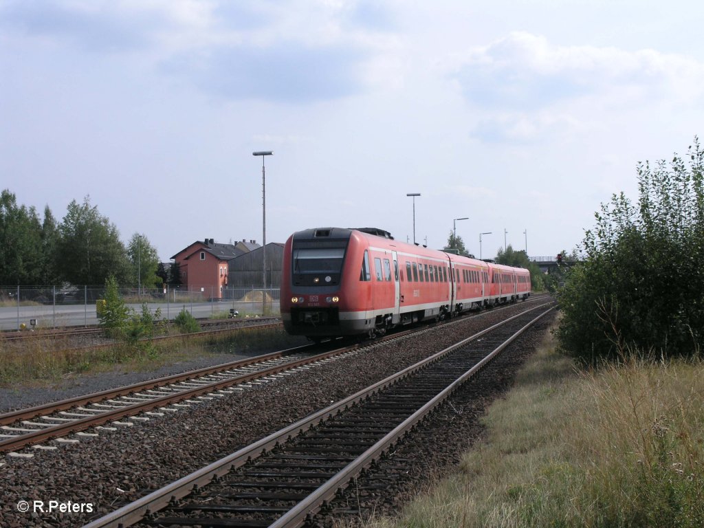 612 565-2 f�hrt als RE 3694 Gera in Wiesau/Oberpfalz ein. 25.08.09
