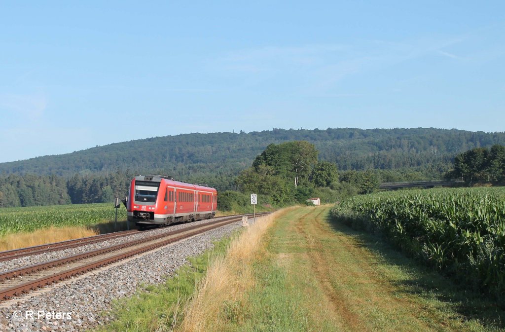 612 584-3 als umgeleiteter Franken-Sachsen-Express IRE 3082 Dresden - N�rnberg bei Oberteich. 01.08.13