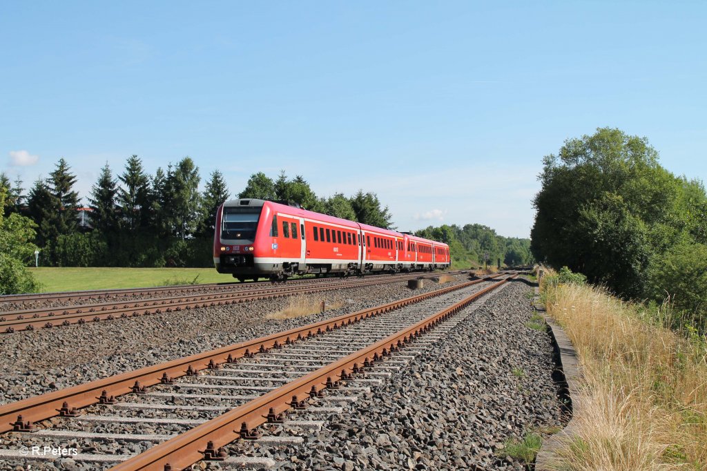 612 980-3 + 612 153-7 als umgeleiteter Franken-Sachsen-Express IRE 3086 Dresden - N�rnberg bei Sch�nfeld. 01.08.13