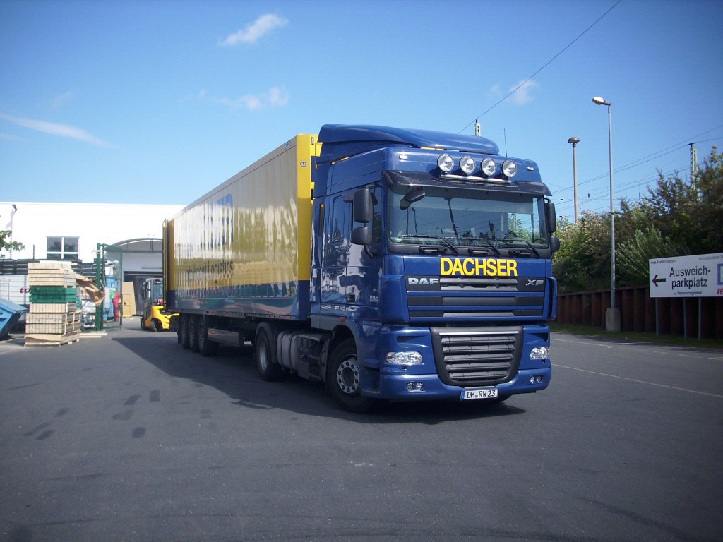 DAF XF Sattelzug von Dachser in Bergen.