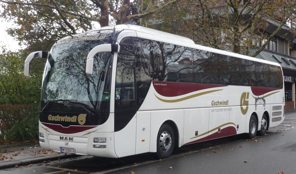 Ein MAN-Lion's-Coach aus Wien in Sindelfingen am ZOB.