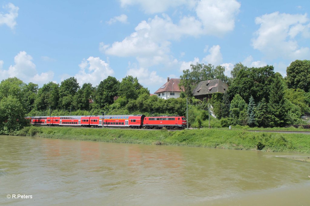 Eine 111er als RE4256 M�nchen - Regensburg - N�rnberg. 08.06.13