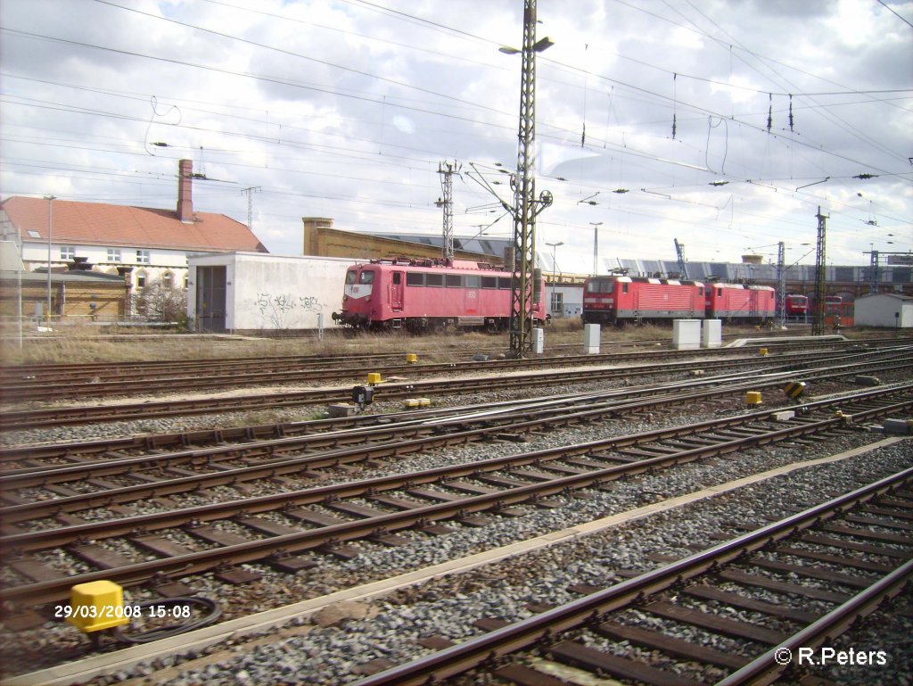 Eine Unbekannte 140iger mit Latz steht im BW Leipzig HBF S�d
