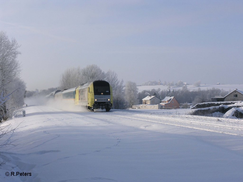 ER20 007  Stahl Th�ringen  am ALX 84102 nach Hof mit 36min versp�tung bei Sch�nfeld. 29.12.10