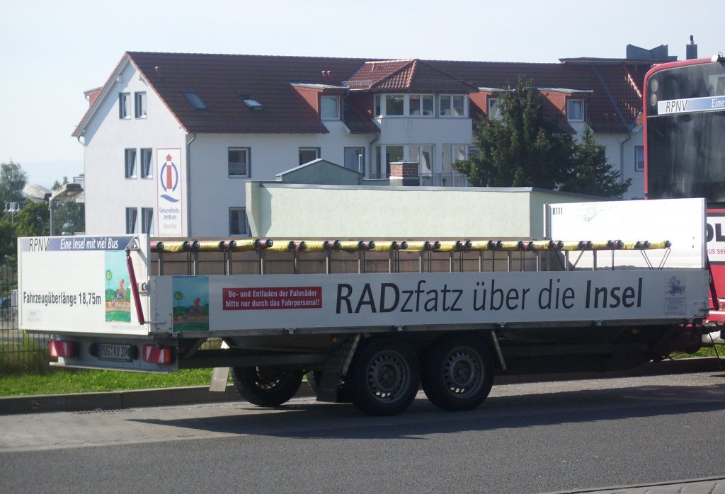 Fahrradanhnger der RPNV in Sassnitz.
