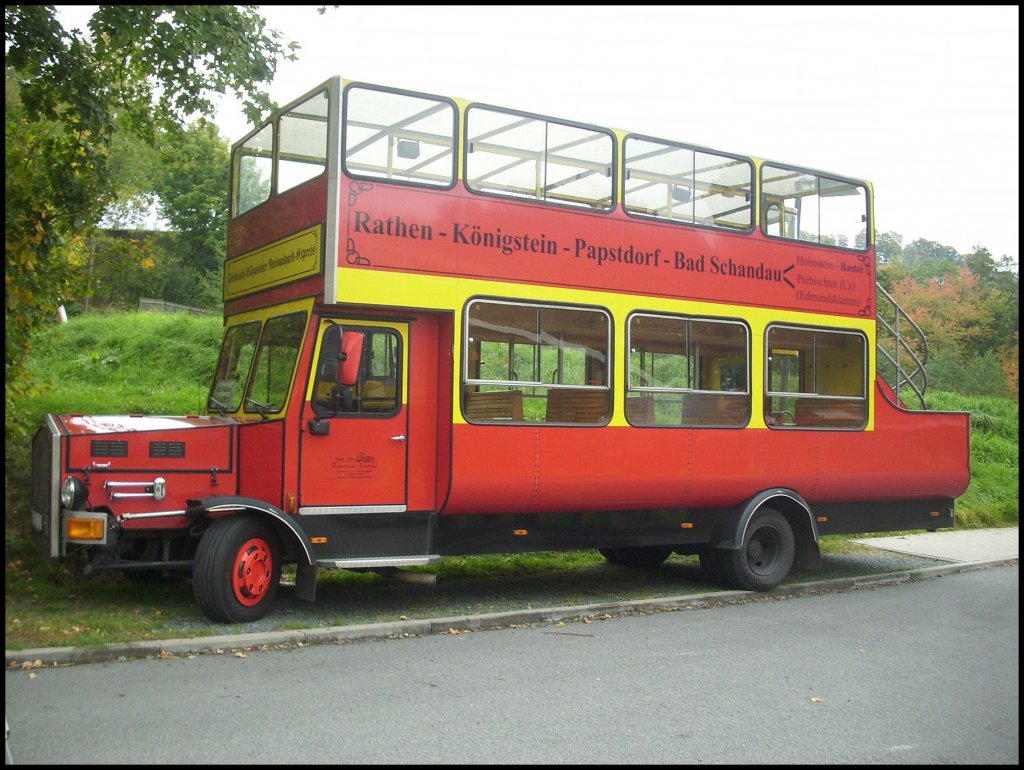  Histroischer  MAN als Festungs-Express bei der Festung Knigsstein.