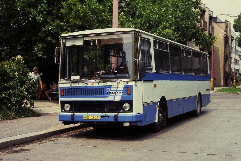 Karosa Reisebus hier in Tschechien in Podebrady aufgenommen
am 2.7.1992.