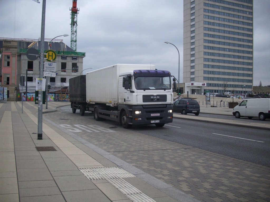 MAN Kastenaufbau in Potsdam.