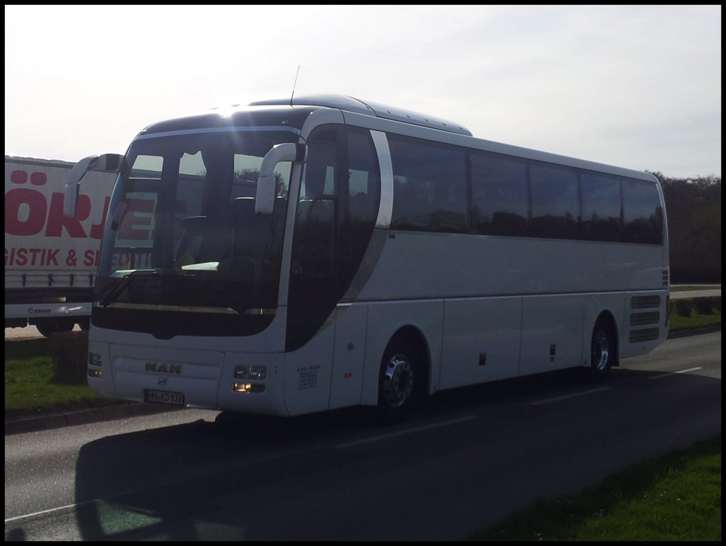 MAN Lion's Coach aus Hamburg in Sassnitz.