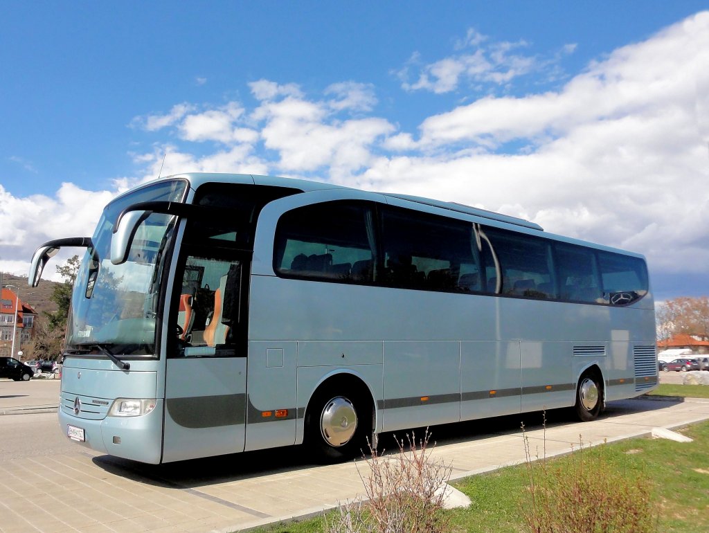 MERCEDES BENZ TRAVEGO aus Baden bei Wien am 13.4.2013 in Krems an der Donau.