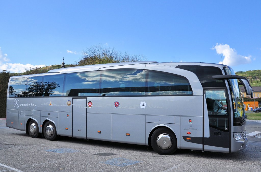 MERCEDES BENZ TRAVEGO aus Deutschland im September 2012 in Krems an der Donau gewesen.