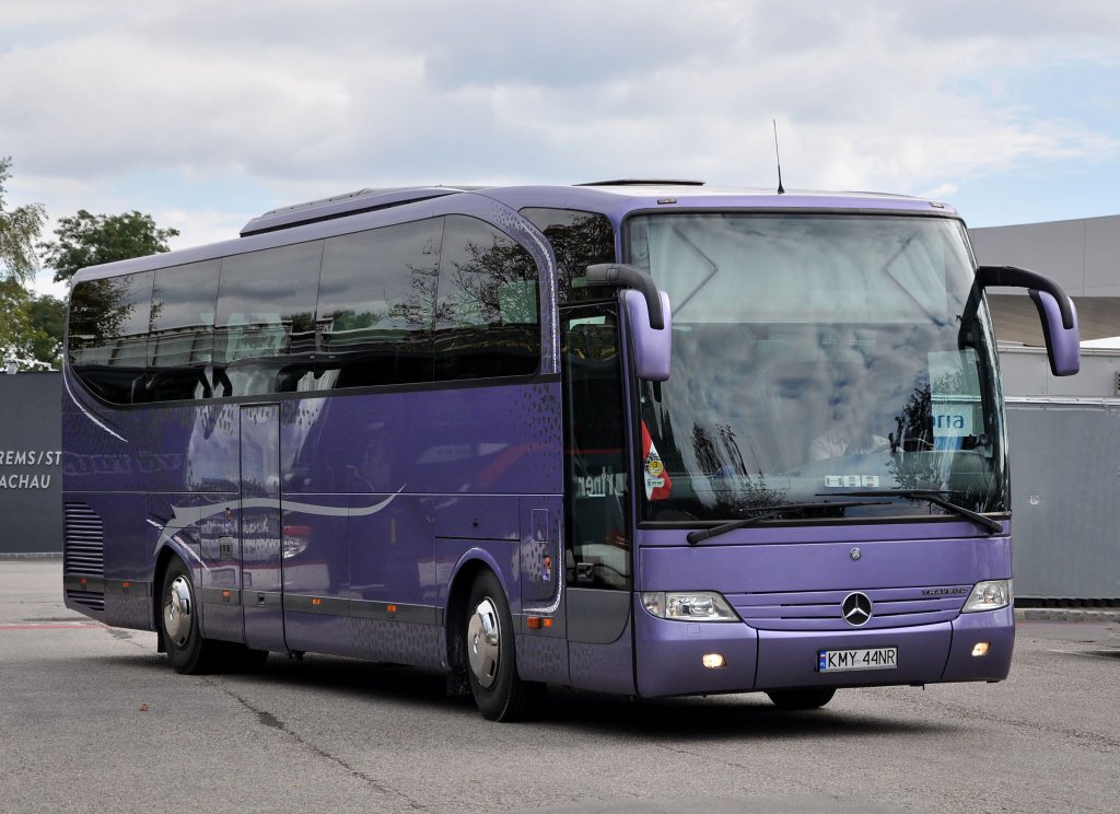 MERCEDES BENZ TRAVEGO aus POLEN im September 2012 in Krems an dr Donau.