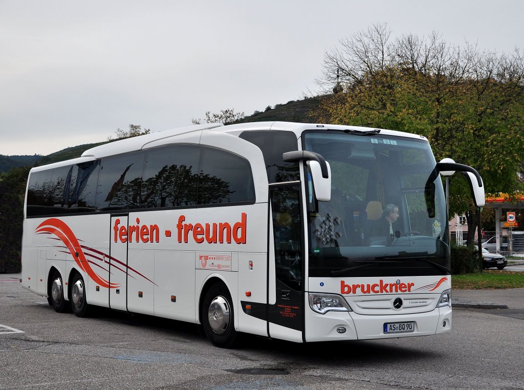 MERCEDES BENZ TRAVEGO vom Reisebro BRUCKNER aus Deutschland am 29.9.2012 in Krems an der Donau gesehen.