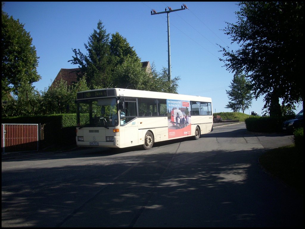 Mercedes O 407 von JES-Verkehrsgeselschaft mbH in Zimmritz.