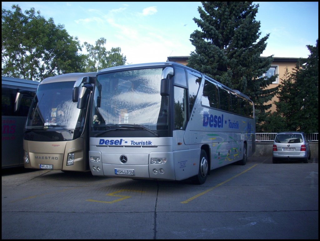 Mercedes Tourismo von Desel-Touristik aus Deutschland in Sassnitz.