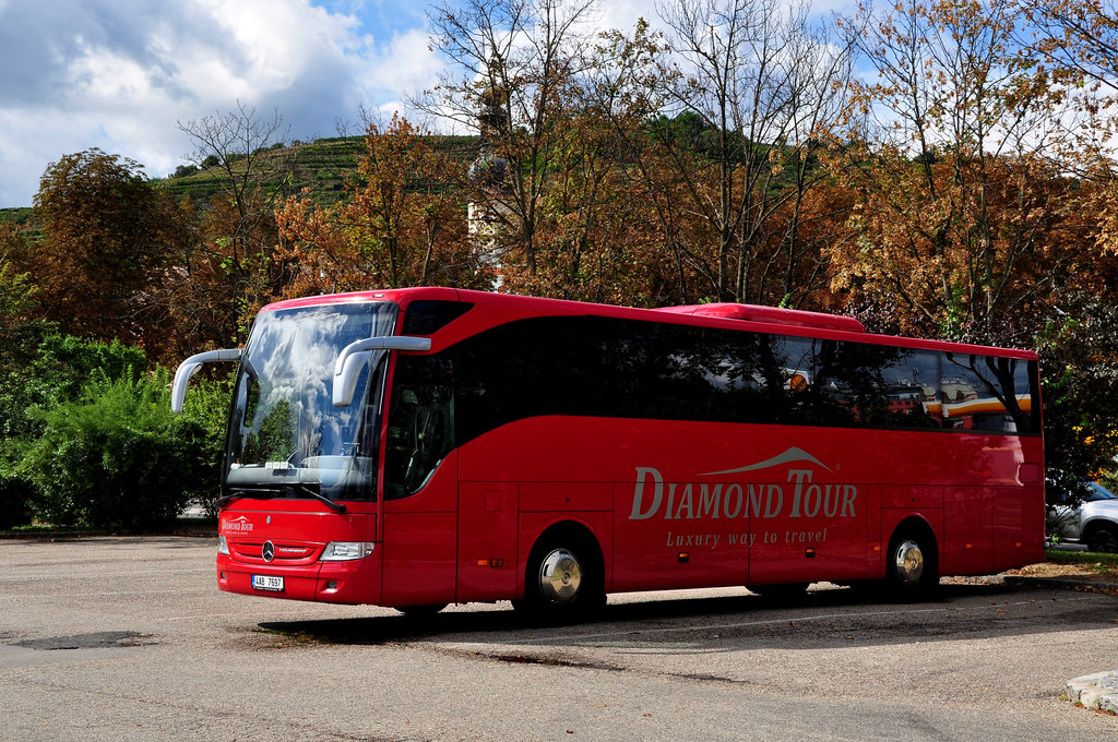 Mercedes Tourismo von Diamond Tour aus der CZ in Krems.