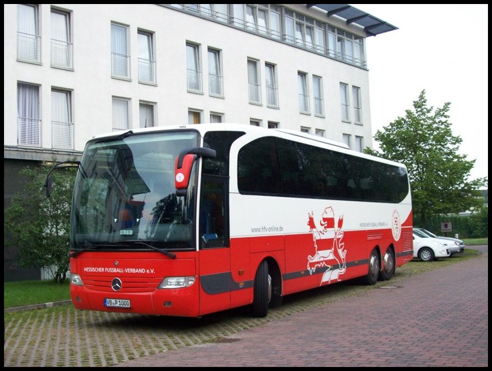 Mercedes Travego von Hessischer Fuball-Verband e.V. aus Deutschland in Bergen.