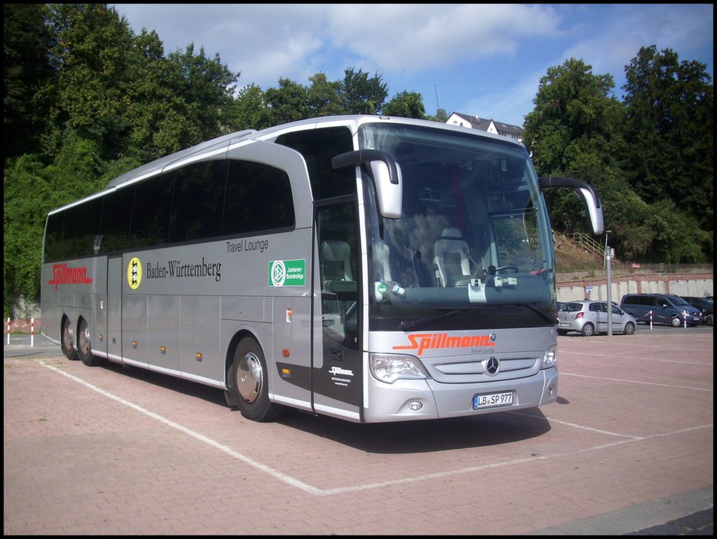 Mercedes Travego von Spillmann aus Deutschland im Stadthafen Sassnitz.