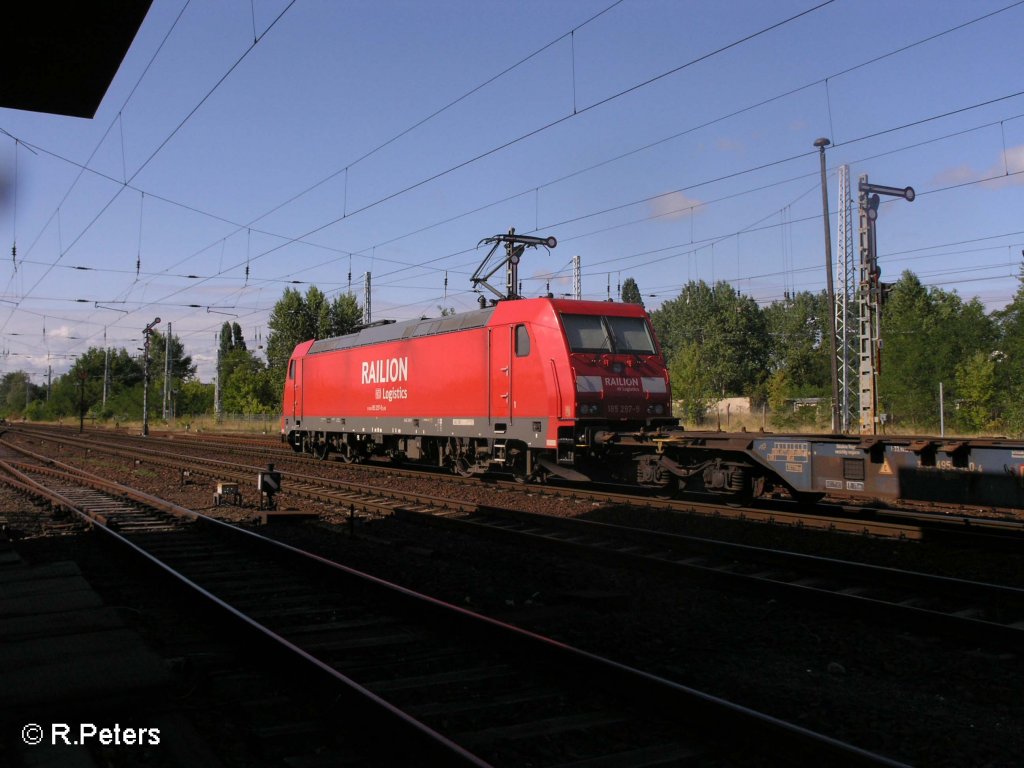 Nachschuss von 185 297-9 in Eisenh�ttenstadt. 08.07.08