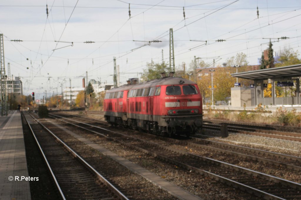 Nachschuss von 225 010 + 803 am Heimeranplatz in M�nchen. 04.11.10