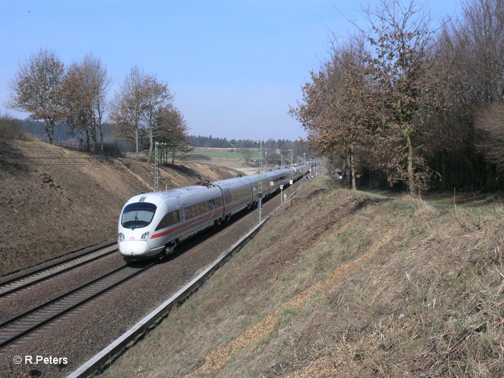 Nachschuss von 411 004-5  Erfurt  als ICE 108 Innsbruck - Berlin bei Fahlenbach. 24.03.11