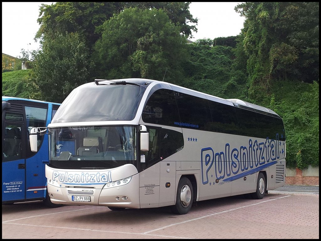 Neoplan Cityliner von Pulsnitztal aus Deutschland im Stadthafen Sassnitz.