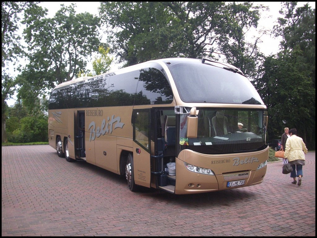 Neoplan Cityliner vom Reisebro Belitz aus Deutschland in Bergen.