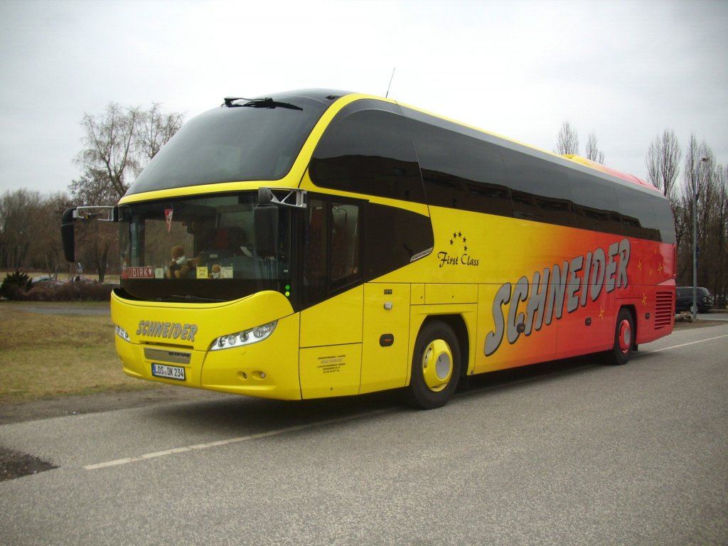 Neoplan Cityliner von SCHNEIDER/Deutschland in Potsdam.