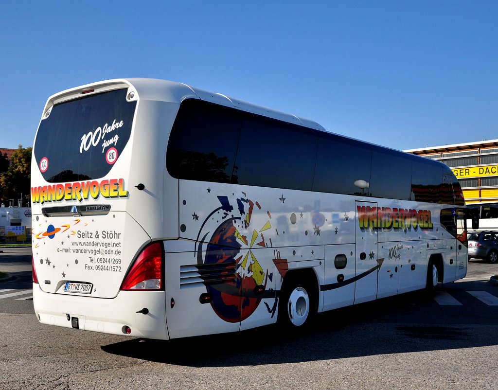 NEOPLAN CITYLINER vom  WANDERVOGEL  aus der BRD am 18.9.2012 in Krems gesehen.