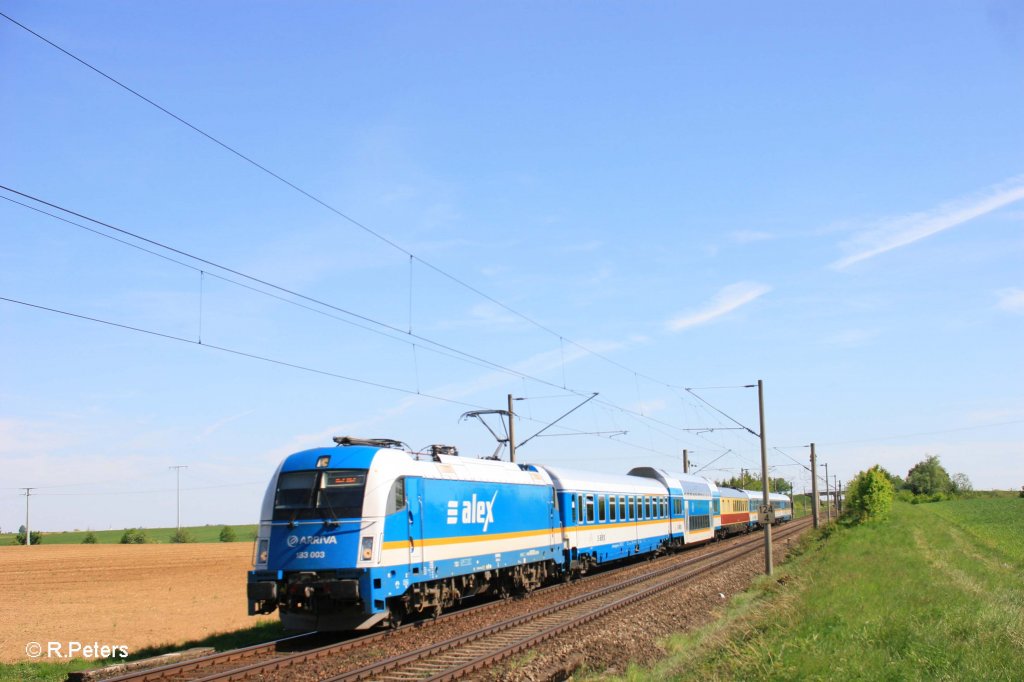 Notschuss von 183 003 mit einem Verst�rkungs ALEX bei Altegolsheim. 07.05.11
