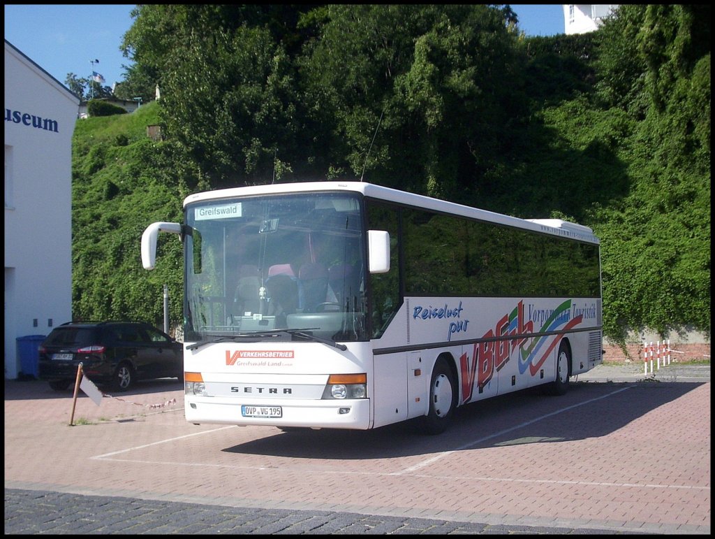 Setra 315 H vom Verkehrsbetrieb Greifswalder Land GmbH im Stadthafen Sassnitz.