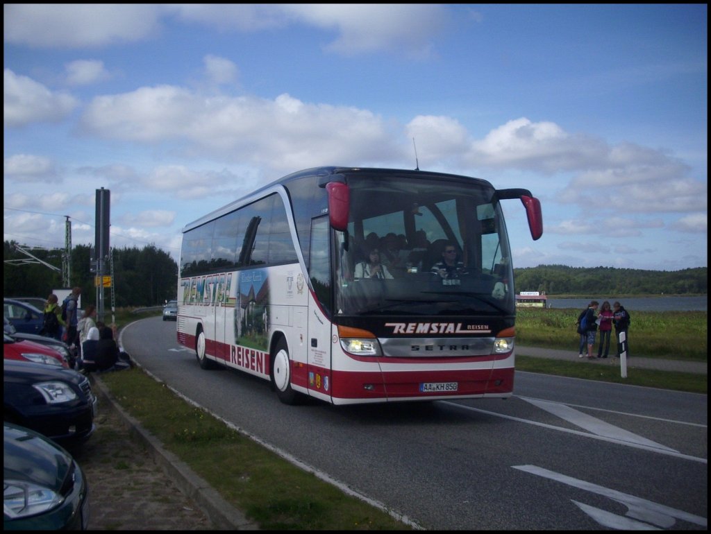 Setra 415 HD von Remstal aus Deutschland in Lietzow.