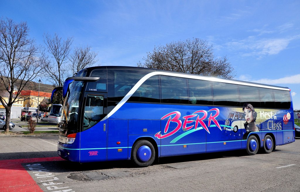 SETRA 416 HDH von BERR Reisen aus Deutschland am 14.4.2013 in Krems an der Donau.