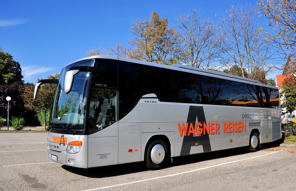 SETRA S 415 GT-HD von WAGNER REISEN aus der BRD im September 2012 in Krems gesehen.