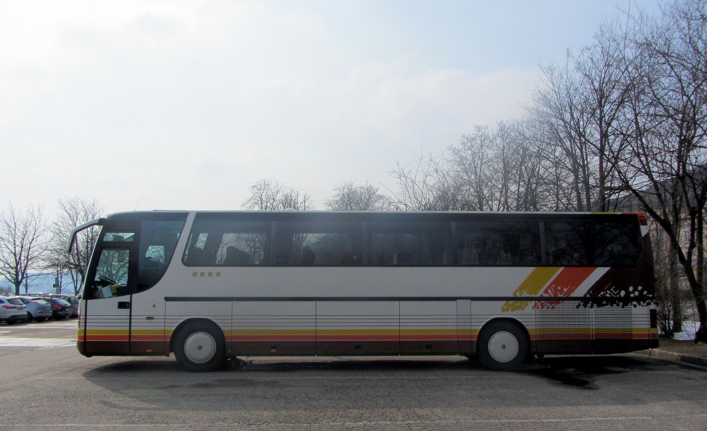 SETRA S300er-Serie aus Wien,Krems,28.3.2013.