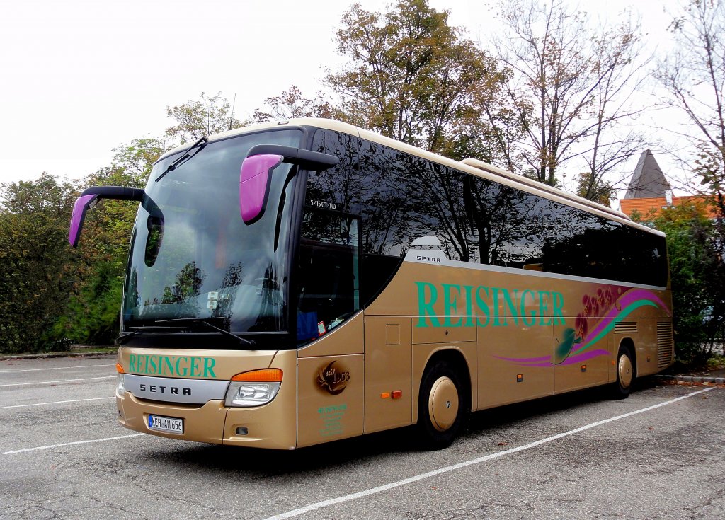 SETRA S415 GT-HD von REISINGER Reisen aus Deutschland im Sept.2012 in Krems gesehen.