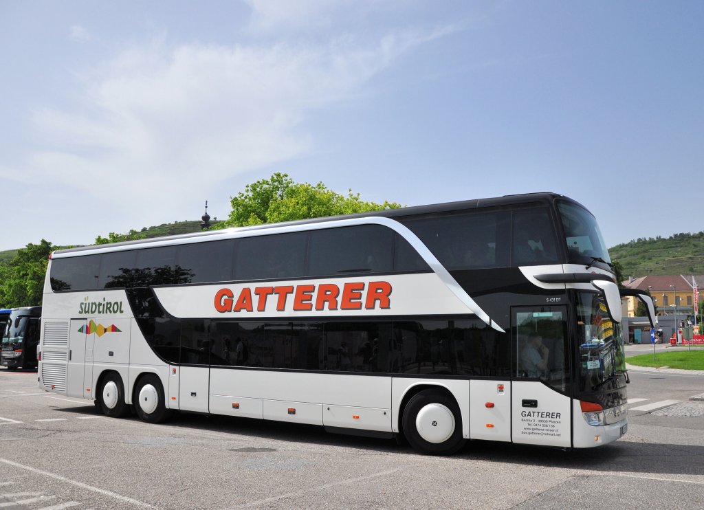 SETRA S431 DT von GATTERER aus Sdtirol am 19.5.2013 in Krems an der Donau.