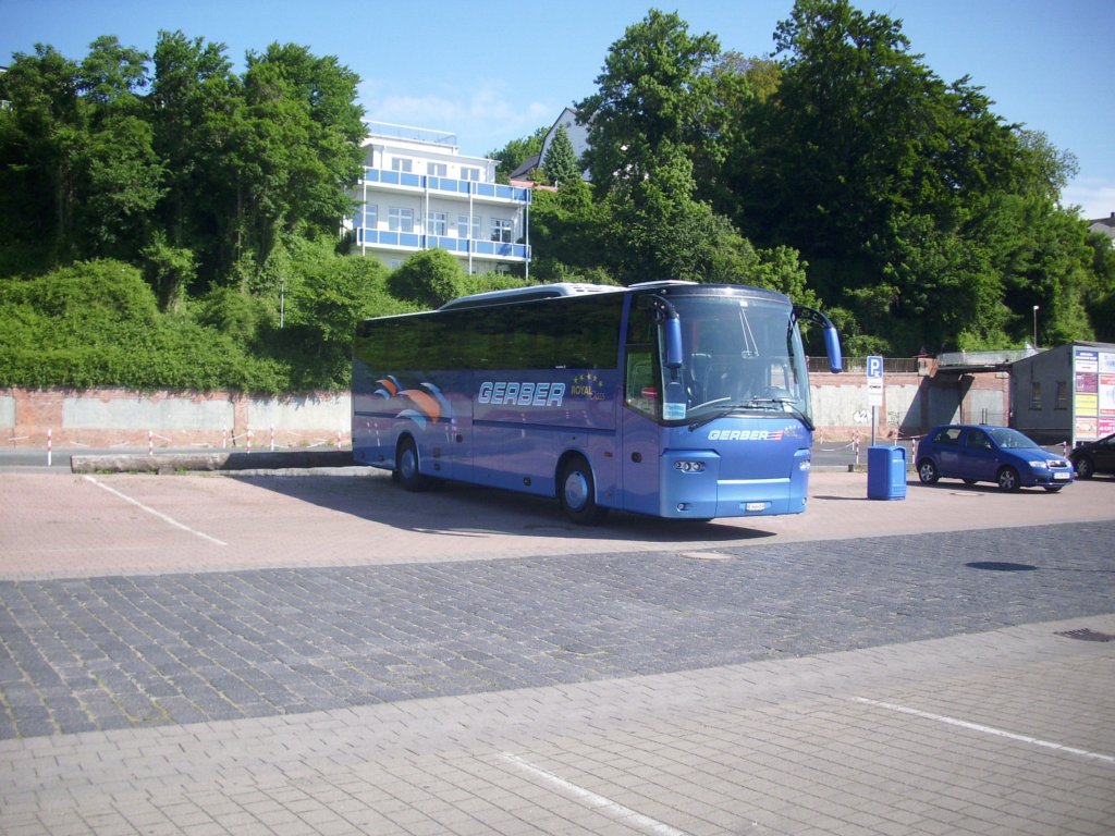 VDL Bova Magiq von Gerber aus der Schweiz im Stadthafen Sassnitz.