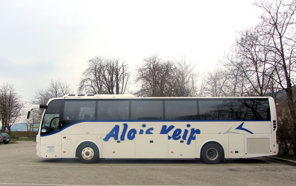 VOLVO 9700 von Alois KEIP Busreisen aus Niedersterreich im April 2013 in Krems an der Donau.