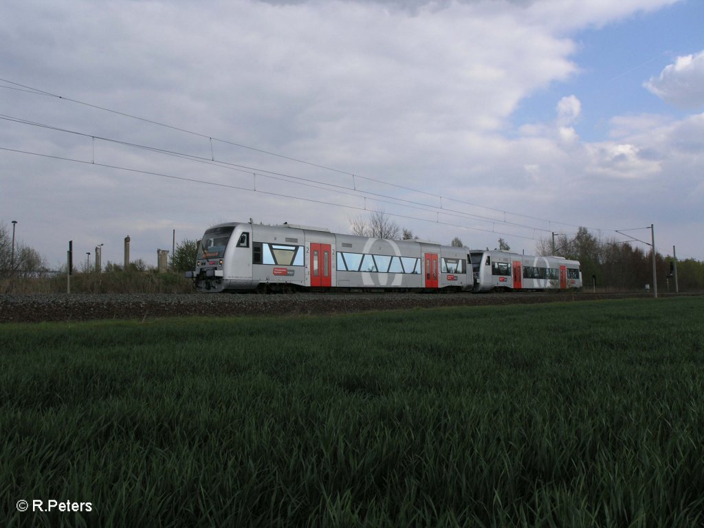 VT 015 (650 547-2) + VT 002 (650 534-0) als MRB80272 Bitterfeld – Leipzig HBF bei Podelwitz. 16.04.11

