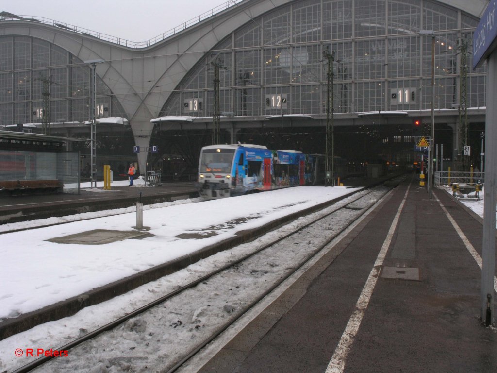 VT011 verl�sst Leipzig auf dem Weg nach Bitterfeld. 23.12.10
