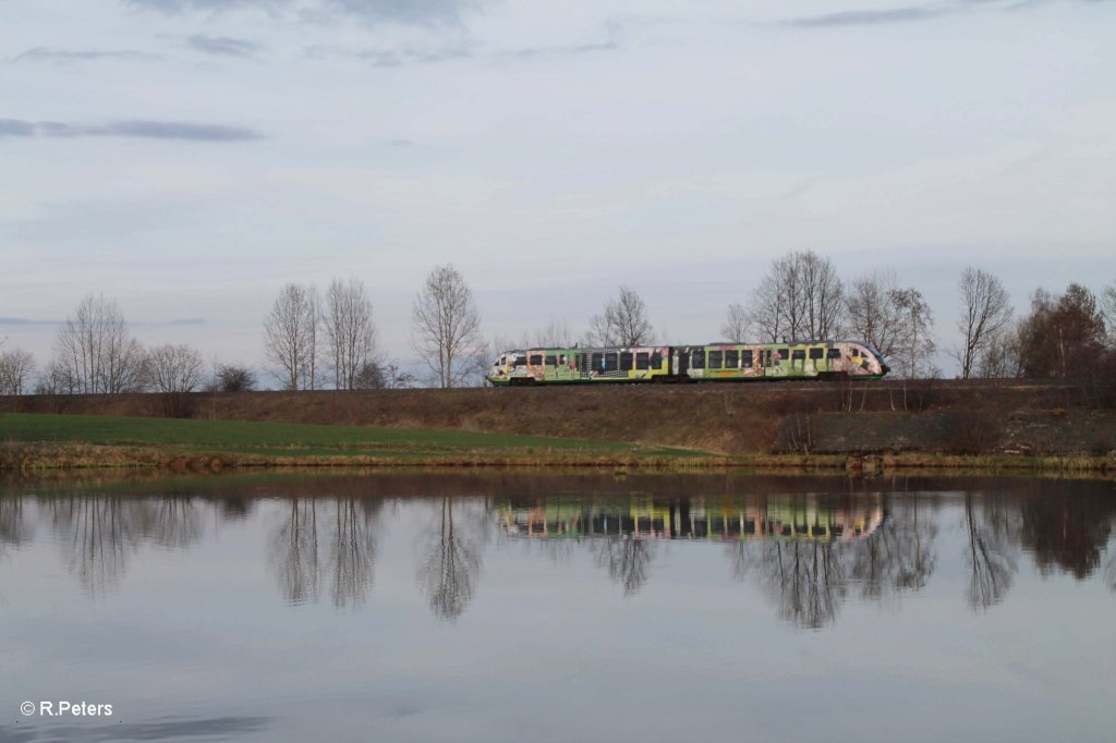 VT04 als VBG81128 Schwandorf - Marktredwitz s�dlich von Wiesau. 17.04.13