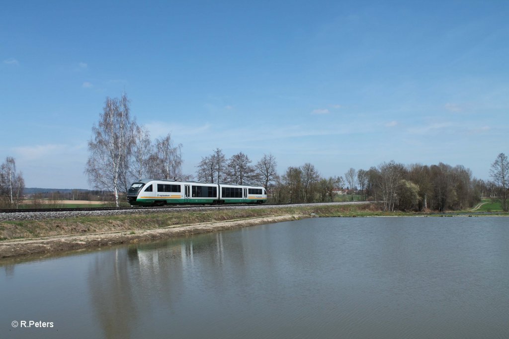 VT11 als VBG81119 Marktredwitz - Regensburg s�dlich von Wiesau. 24.04.13