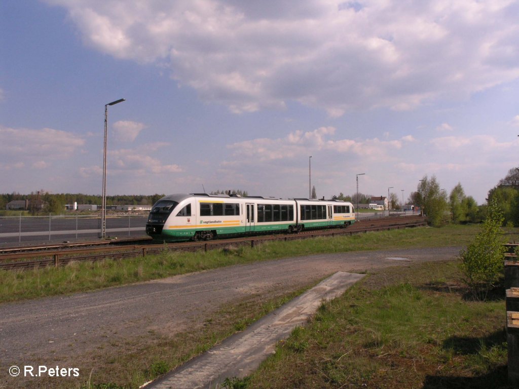 VT20 verl�sst Wiesau/Oberpfalz als VBG86562 nach Hof. 08.05.08
