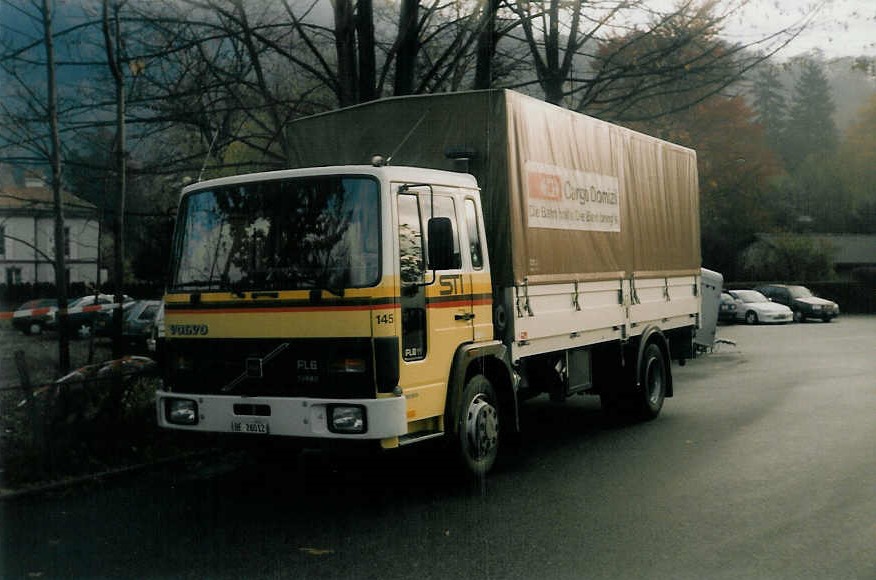 (020'714) - Aus dem Archiv: STI Thun - Nr. 145/BE 26'012 - Volvo am 13. November 1997 in Thun, Garage