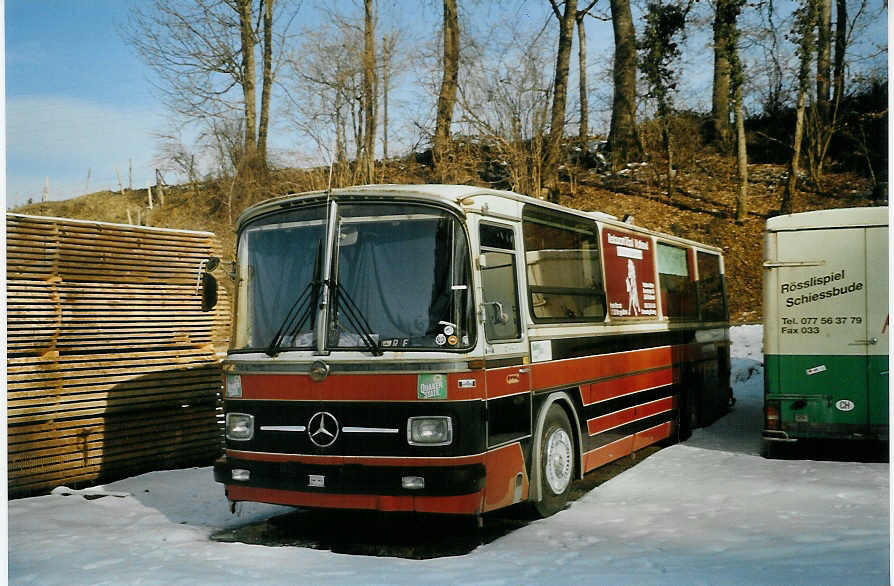 (082'922) - Hadorn, Wattenwil - Mercedes (ex ASKA Aeschi Nr. 16) am 6. Februar 2006 in Gurzelen, Schreinerei Hadorn