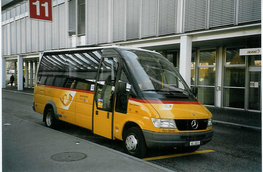 (083'112) - Tschannen, Zofingen - Nr. 15/AG 6803 - Mercedes/Auwrter am 18. Februar 2006 beim Bahnhof Zofingen
