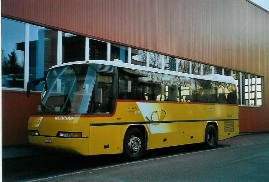 (083'116) - Autotour, Visp - VS 6097 - Neoplan (ex Kenzelmann, Zeneggen) am 18. Februar 2006 in Langenthal, Calag