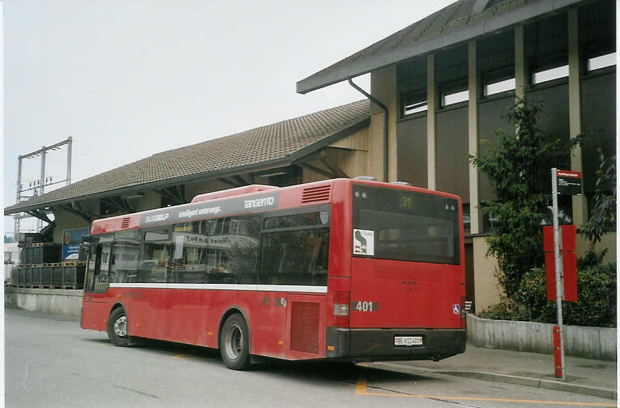 (084'610) - Bernmobil, Bern - Nr. 401/BE 612'401 - MAN/Gppel am 1. Mai 2006 beim Bahnhof Konolfingen