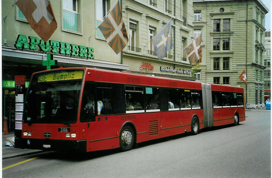 (085'527) - Bernmobil, Bern - Nr. 246/BE 518'246 - Van Hool am 22. Mai 2006 in Bern, Hirschengraben
